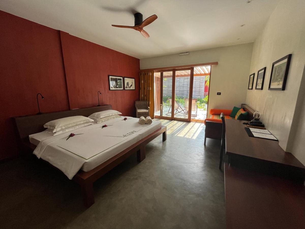 The Barefoot Eco Hotel Hanimaadhoo Island Buitenkant foto