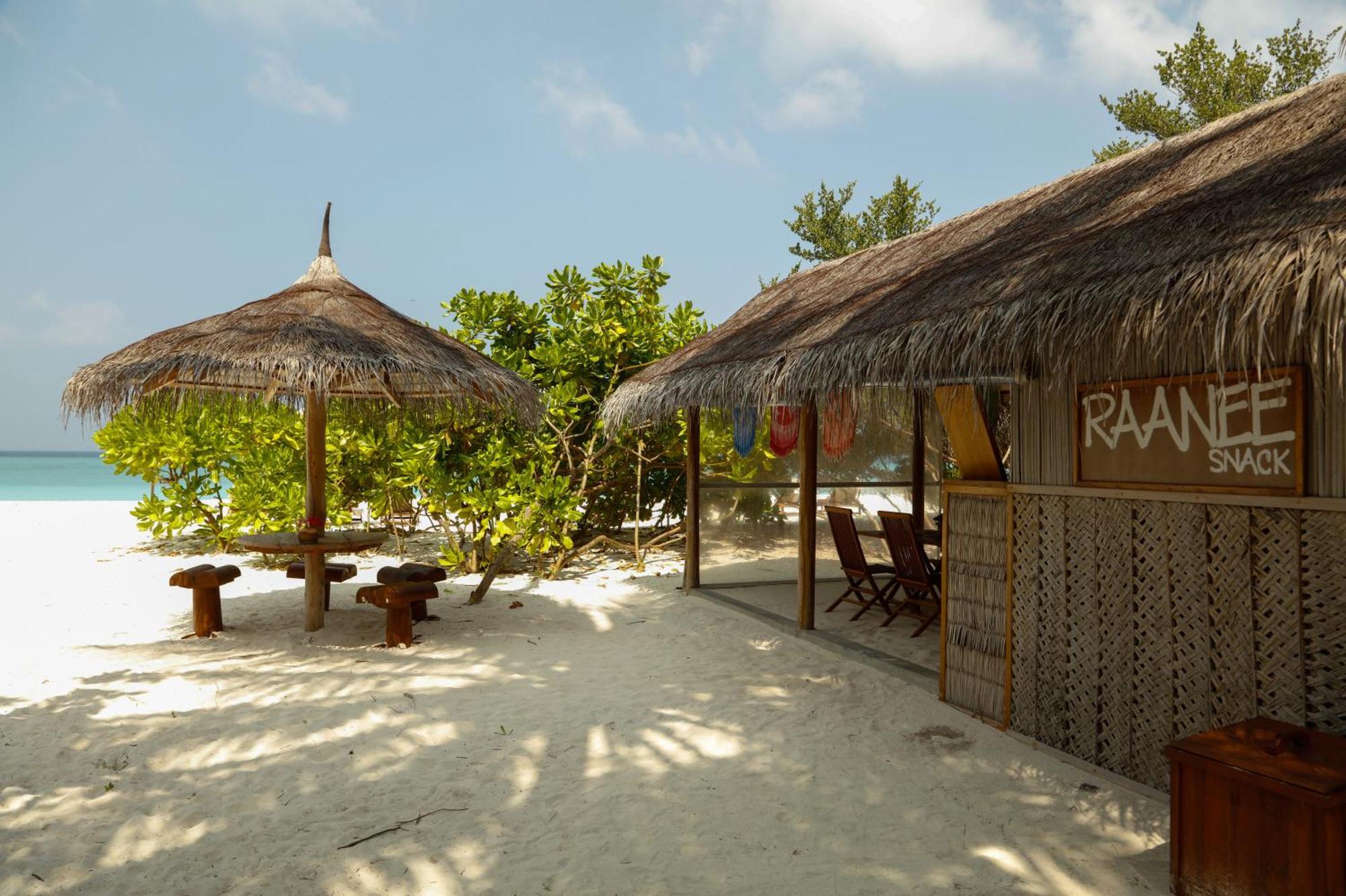 The Barefoot Eco Hotel Hanimaadhoo Island Buitenkant foto