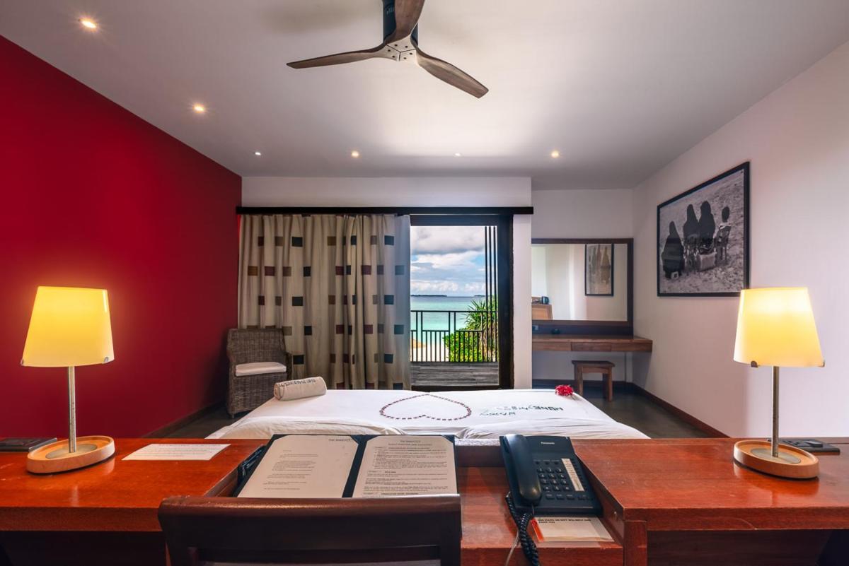 The Barefoot Eco Hotel Hanimaadhoo Island Buitenkant foto